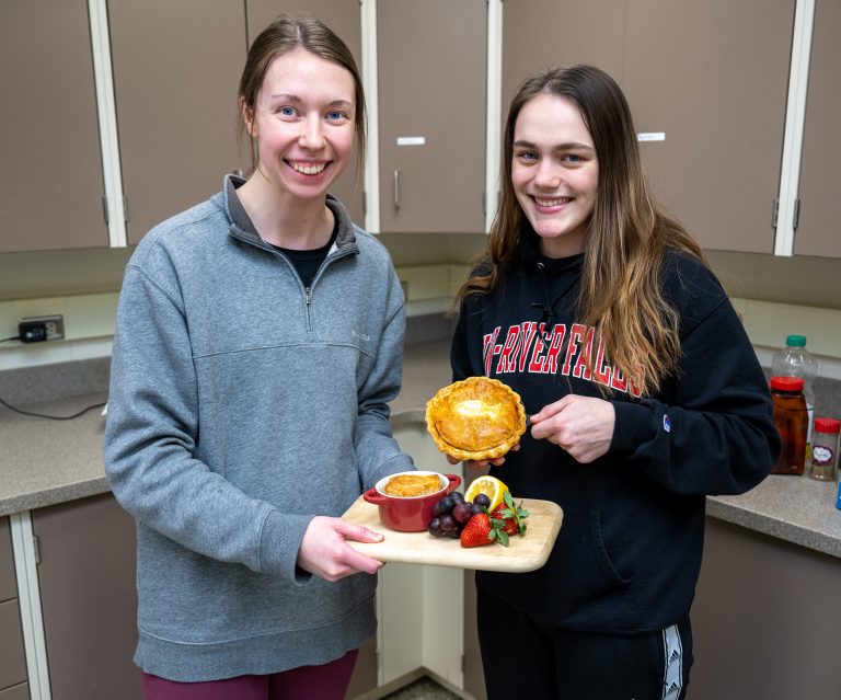 Karalyn Littlefield and her food science class. Credit: UW-River Falls