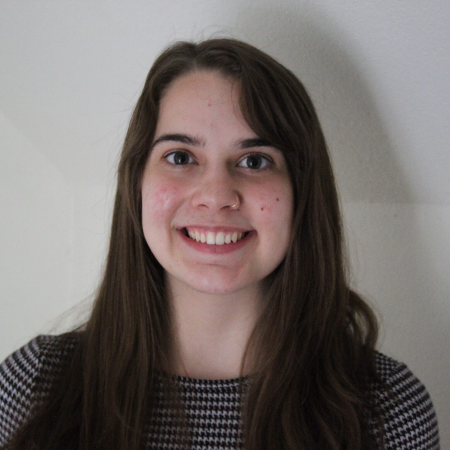 A headshot of Sarah Gravlee.